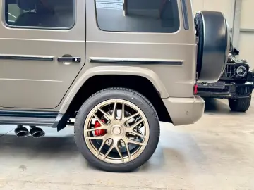 Mercedes-Benz G63 AMG FULL CARBON A22 DVD WEBASTO