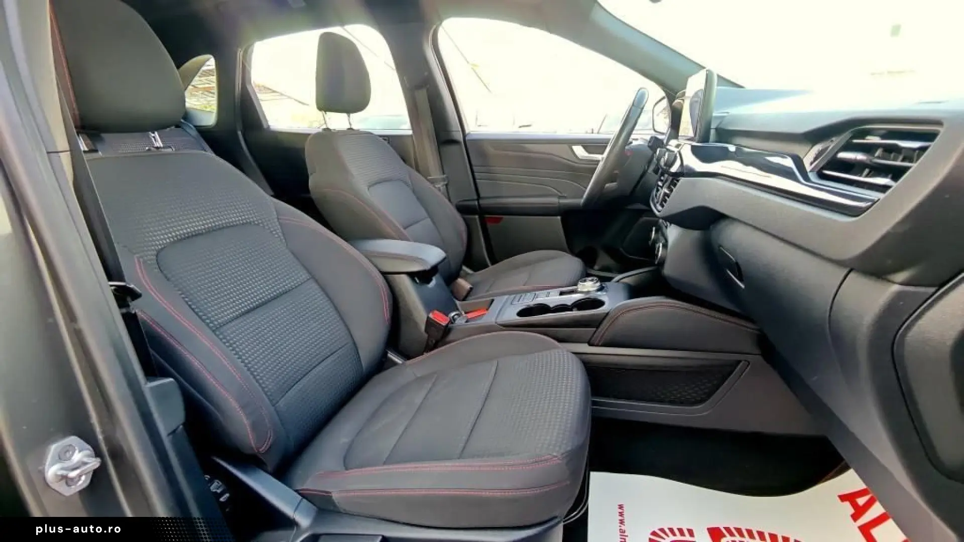 Ford Kuga Plugin Hybrid Benzina Automat 2022 - Rate   Leasin