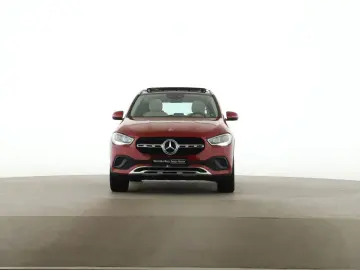 MERCEDES-BENZ GLA 250 e