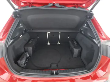 MERCEDES-BENZ GLA 250 e