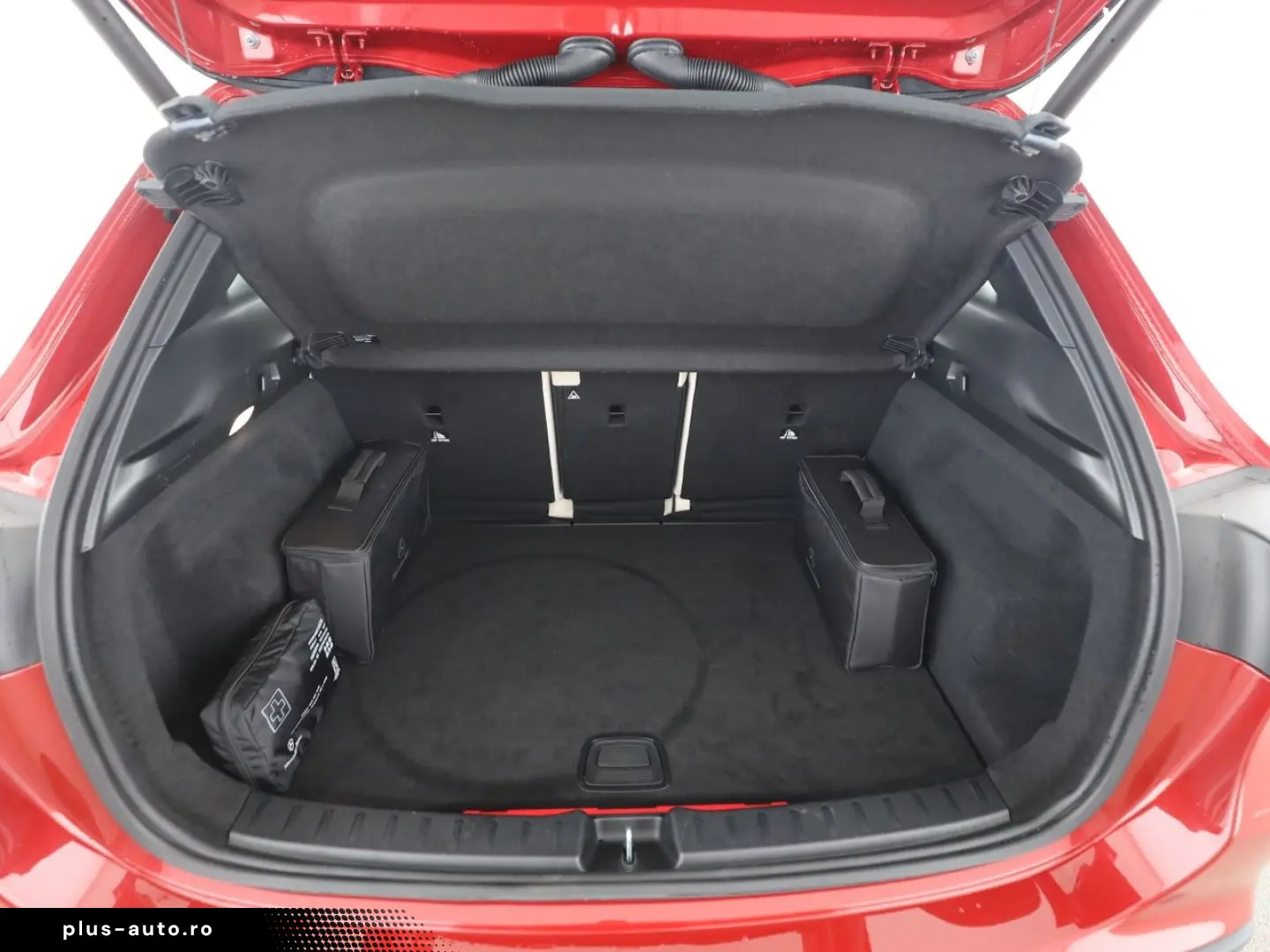 MERCEDES-BENZ GLA 250 e
