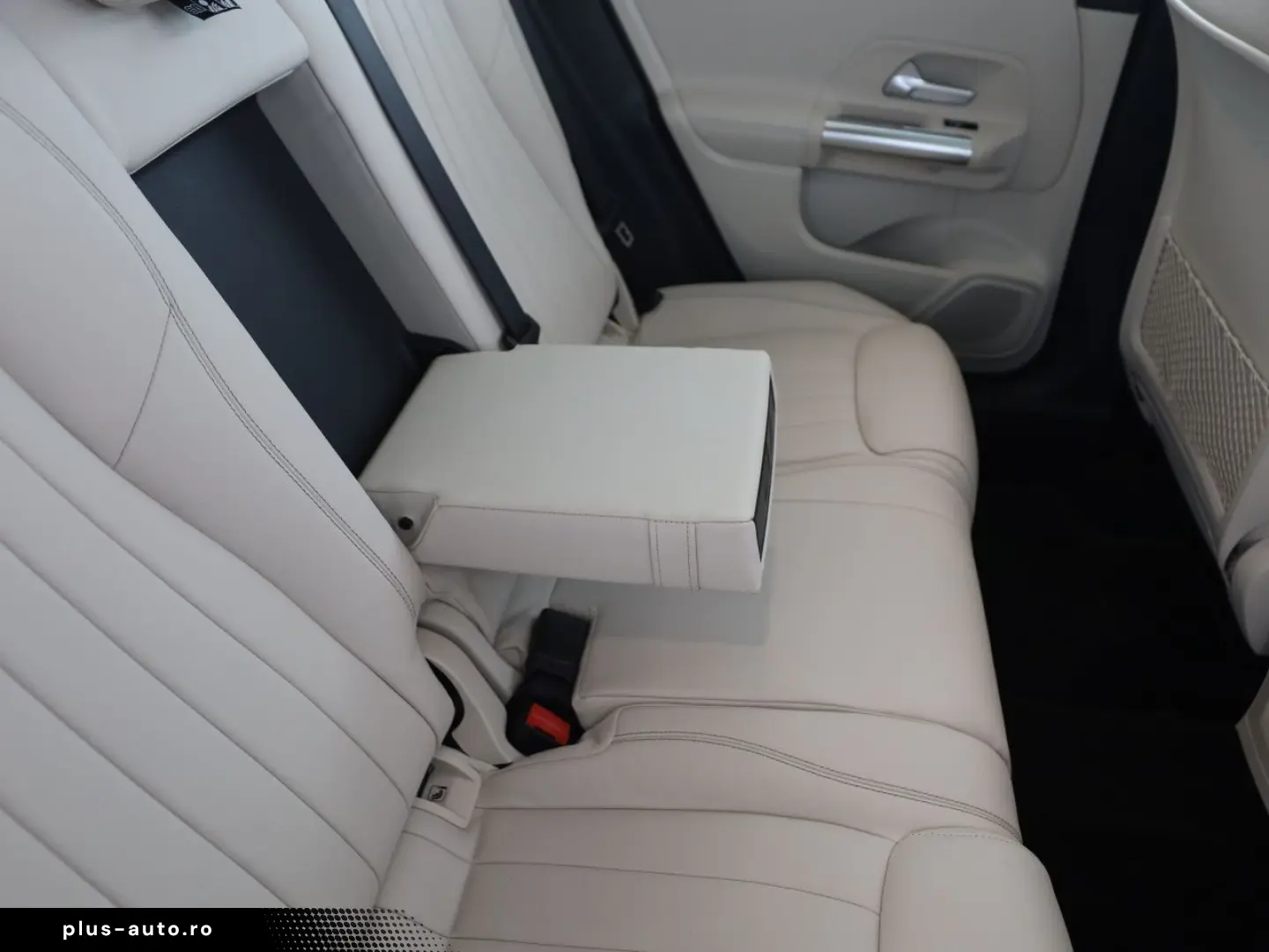 MERCEDES-BENZ GLA 250 e