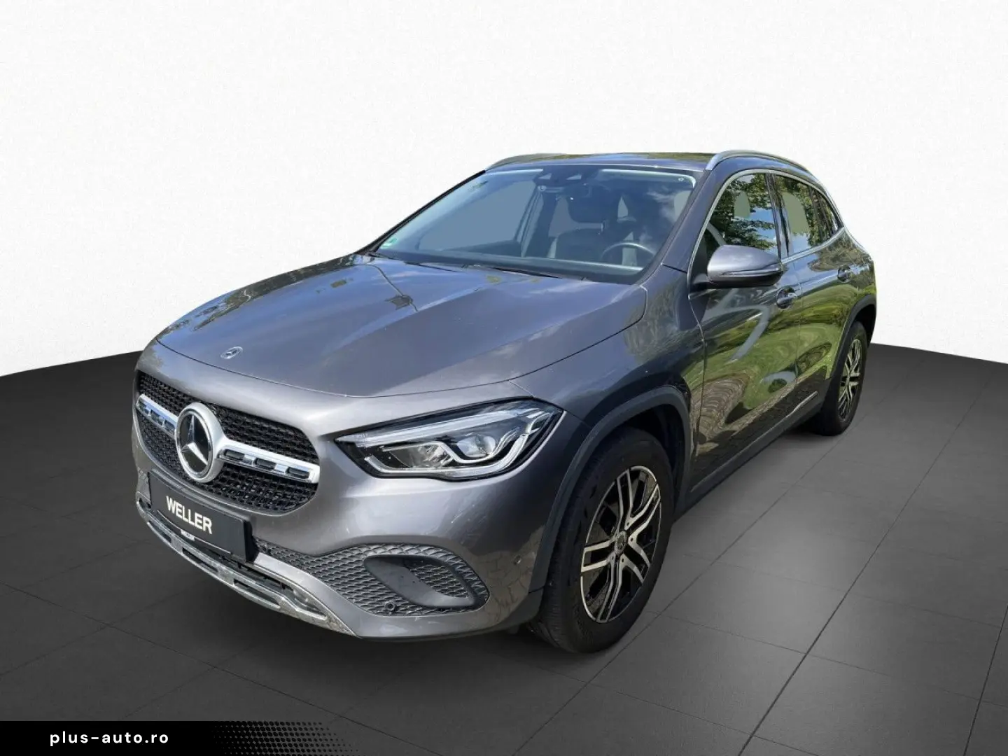 MERCEDES-BENZ GLA 200 7G-DCT
