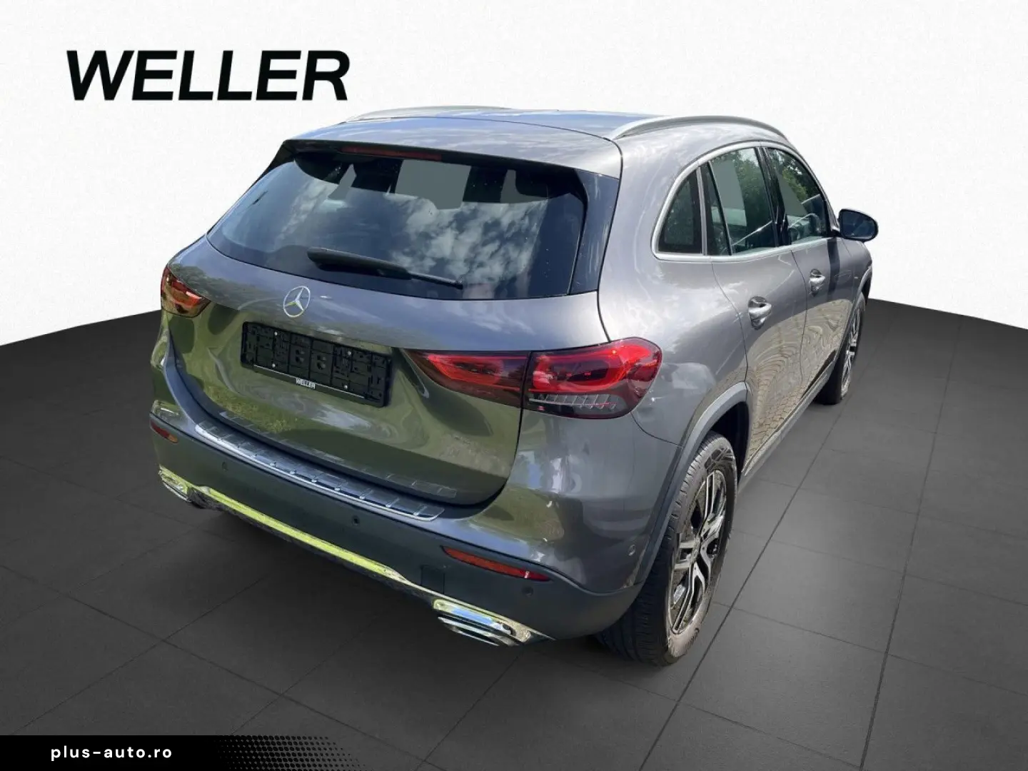MERCEDES-BENZ GLA 200 7G-DCT