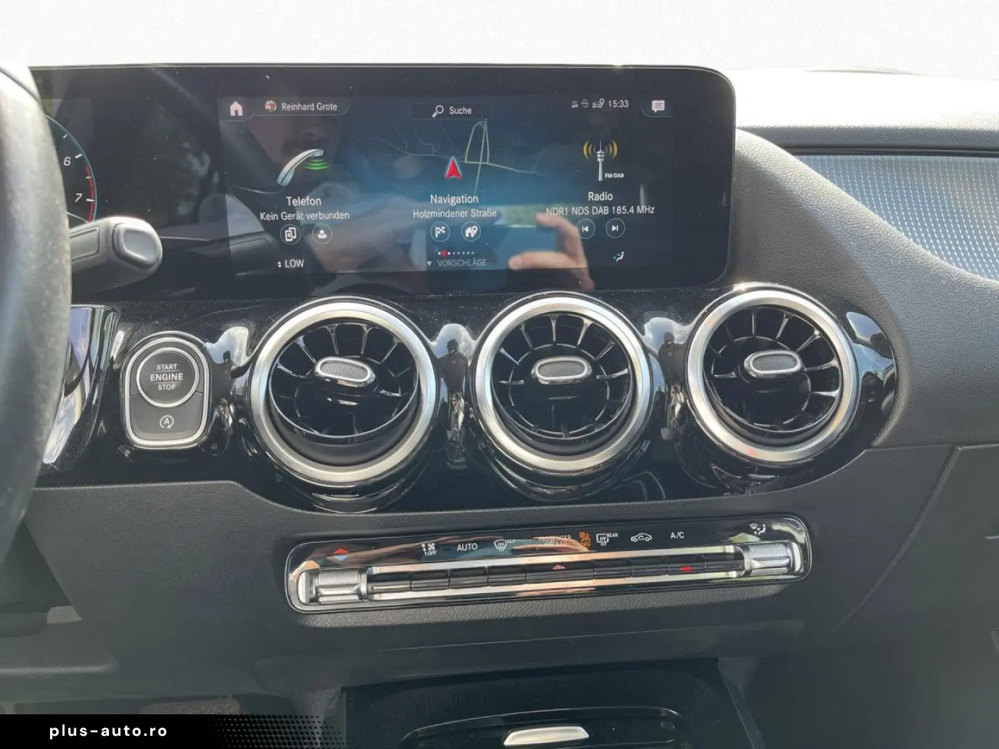 MERCEDES-BENZ GLA 200 7G-DCT