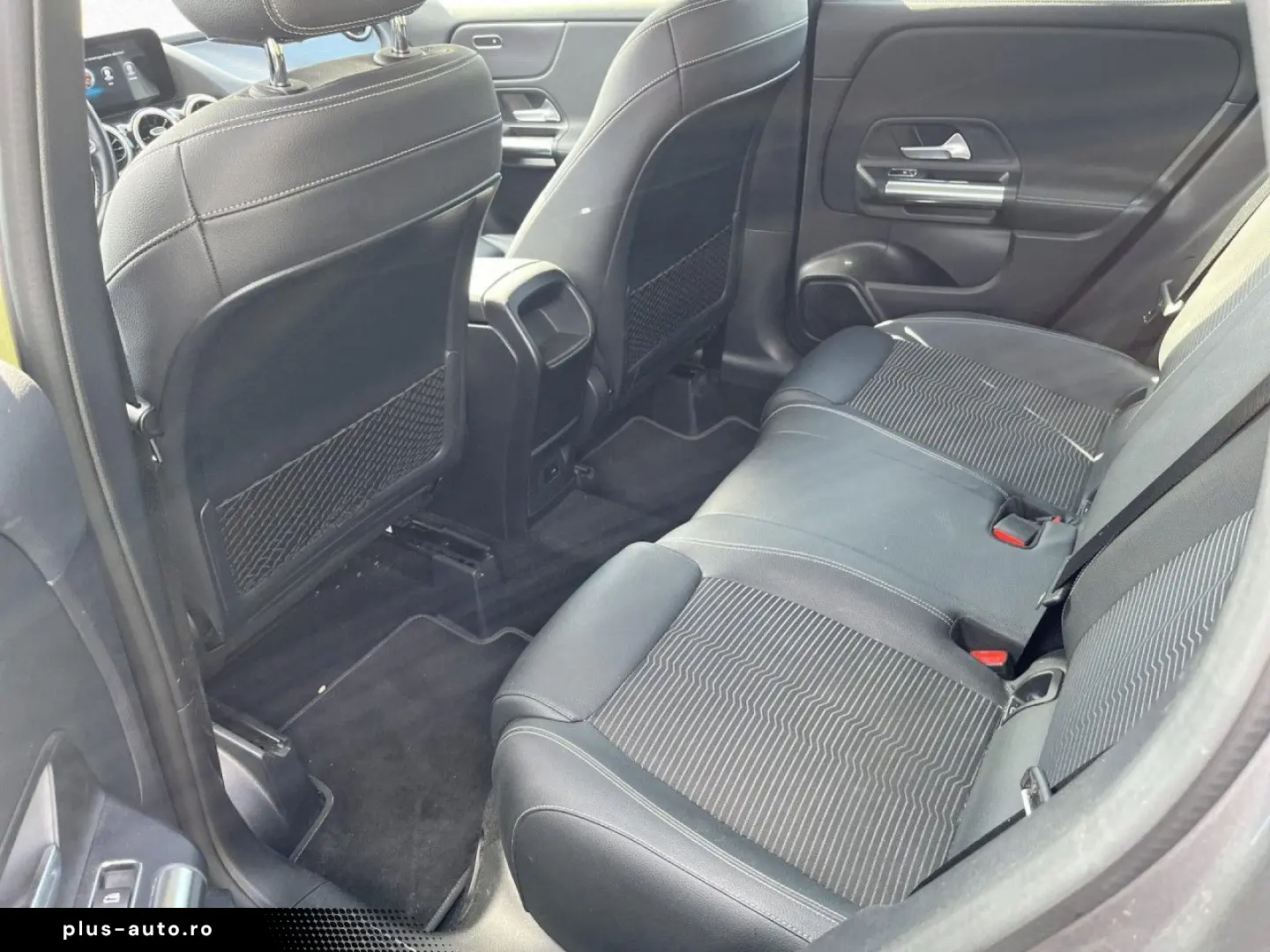 MERCEDES-BENZ GLA 200 7G-DCT