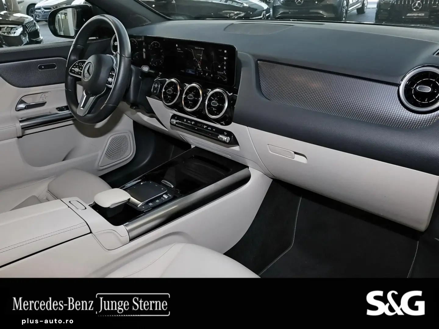MERCEDES-BENZ GLA 200 Progressive