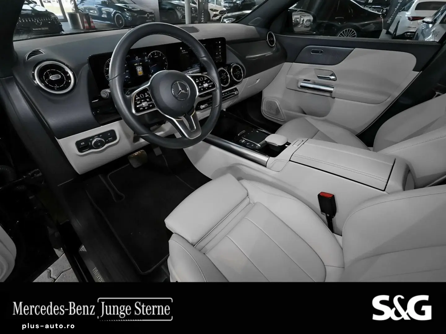 MERCEDES-BENZ GLA 200 Progressive