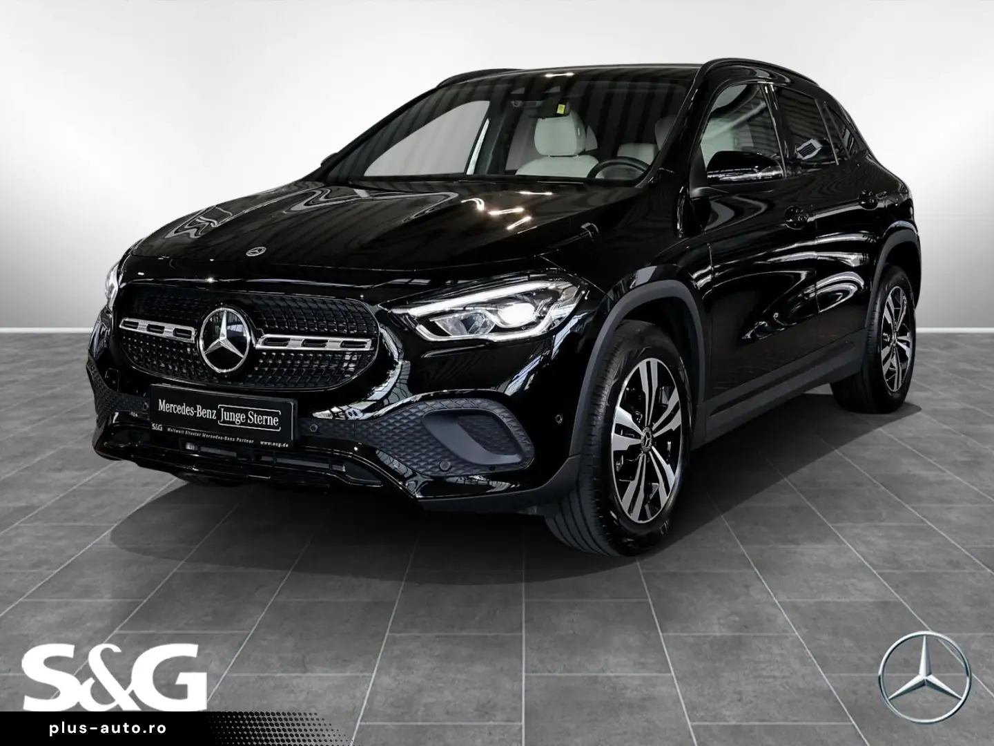 MERCEDES-BENZ GLA 200 Progressive