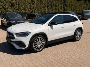 MERCEDES-BENZ GLA 200 7G-DCT AMG Line