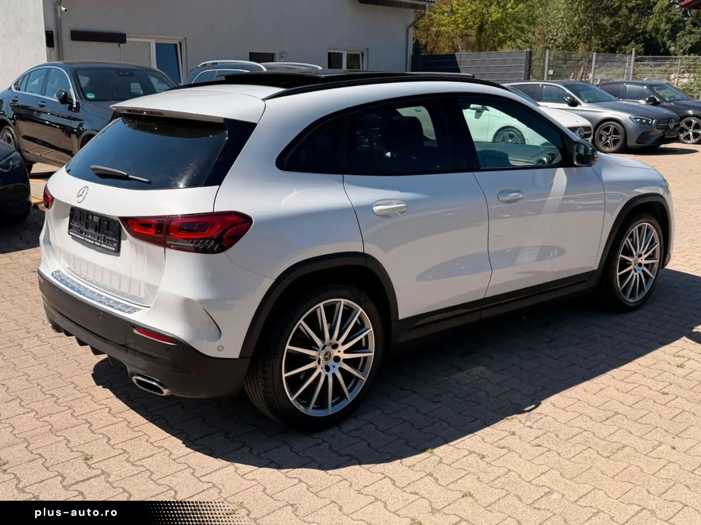 MERCEDES-BENZ GLA 200 7G-DCT AMG Line