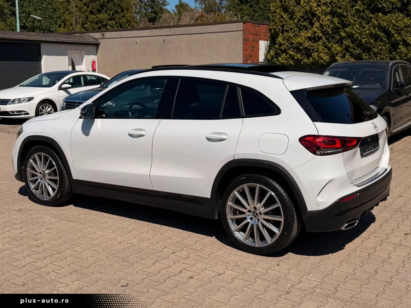MERCEDES-BENZ GLA 200 7G-DCT AMG Line