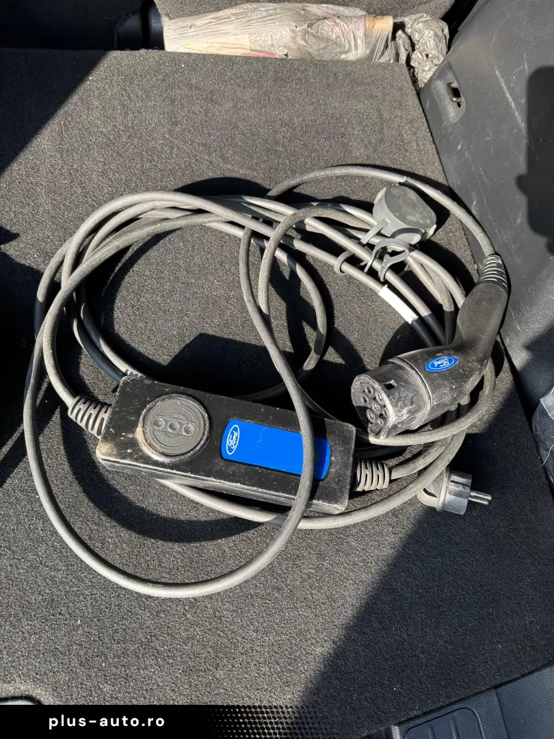 Ford Kuga Plug-in Hybrid Titanium