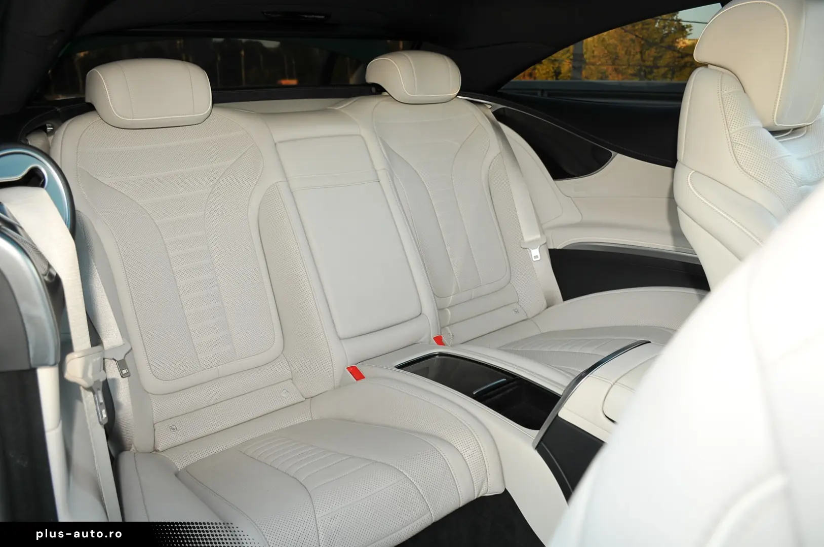 Mercedes-Benz S 400