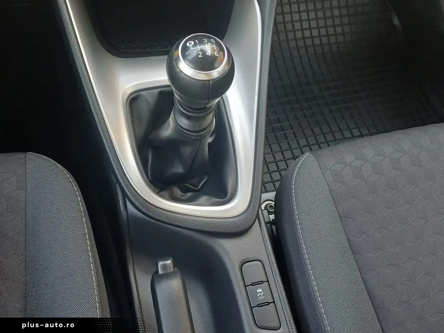 Toyota Yaris 1.5 VVT-IE 125 Cp MT6 Dynamic