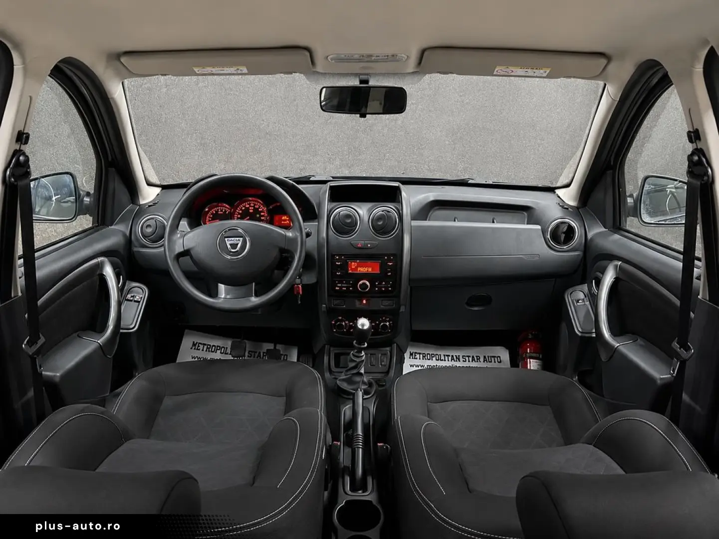 Dacia Duster 2015    Benzina E5