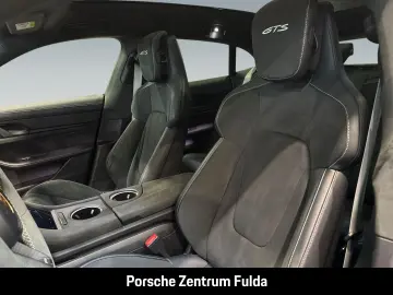 PORSCHE Taycan GTS Sport Turismo InnoDrive HA-Lenkung BO