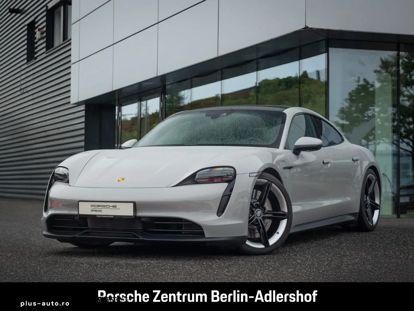 PORSCHE Taycan 4S Surround-View Head-Up BOSE 11.339 km