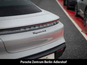 PORSCHE Taycan 4S Surround-View Head-Up BOSE 11.339 km