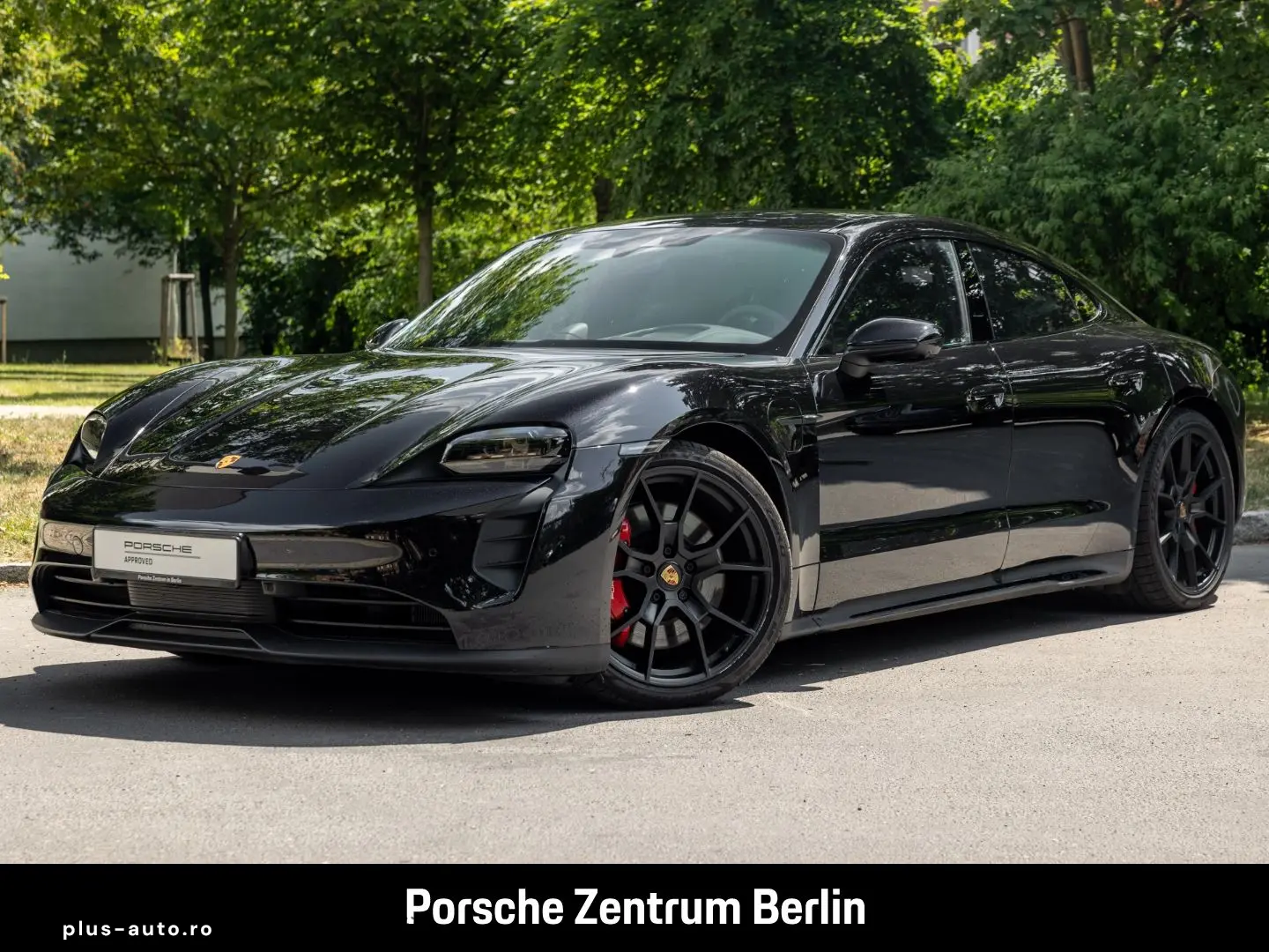 PORSCHE Taycan GTS HA-Lenkung Head-Up Surround View BOSE