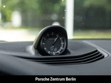 PORSCHE Taycan GTS HA-Lenkung Head-Up Surround View BOSE