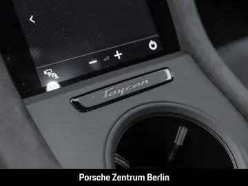 PORSCHE Taycan GTS HA-Lenkung Head-Up Surround View BOSE