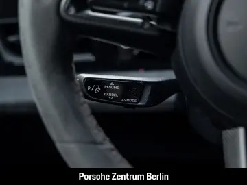 PORSCHE Taycan GTS HA-Lenkung Head-Up Surround View BOSE