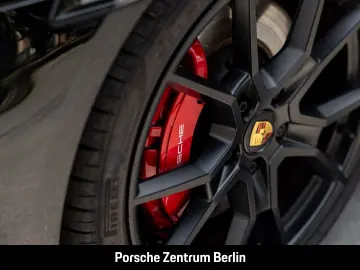 PORSCHE Taycan GTS HA-Lenkung Head-Up Surround View BOSE