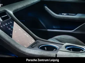PORSCHE Taycan GTS HeadUp HD-Matrix 21Zoll ACC BOSE