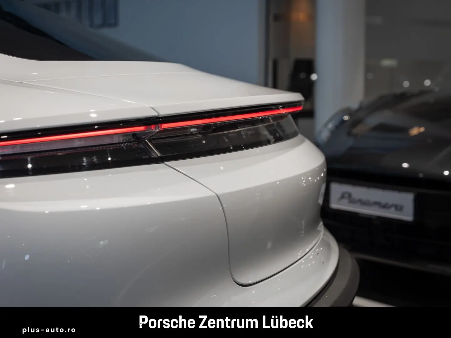 PORSCHE Taycan 4S HA-Lenkung Surround-View Sitzbelüftung