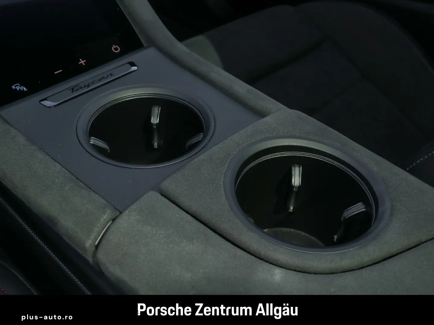 PORSCHE Taycan GTS HA-Lenkung Head-Up Surround-View BOSE