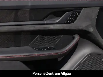 PORSCHE Taycan GTS HA-Lenkung Head-Up Surround-View BOSE