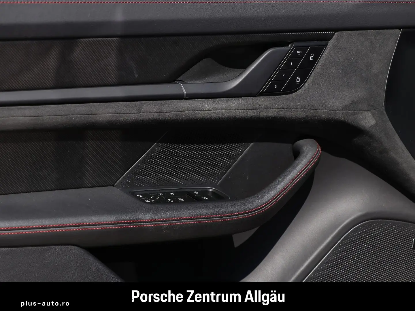 PORSCHE Taycan GTS HA-Lenkung Head-Up Surround-View BOSE