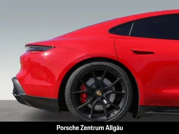 PORSCHE Taycan GTS HA-Lenkung Head-Up Surround-View BOSE