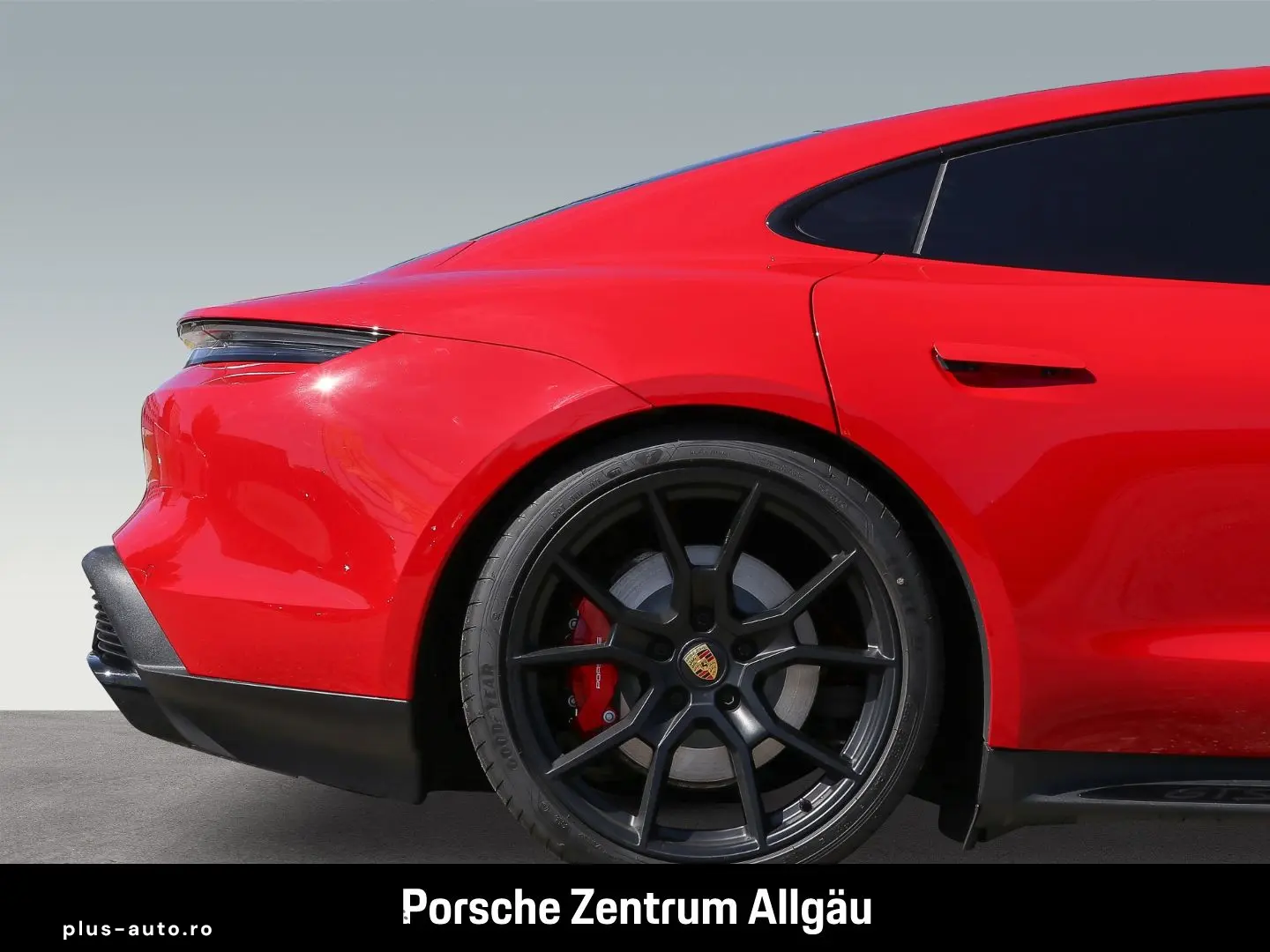 PORSCHE Taycan GTS HA-Lenkung Head-Up Surround-View BOSE