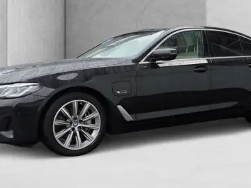 BMW 545e xDrive Limousine