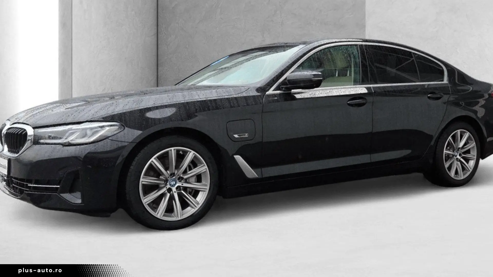 BMW 545e xDrive Limousine