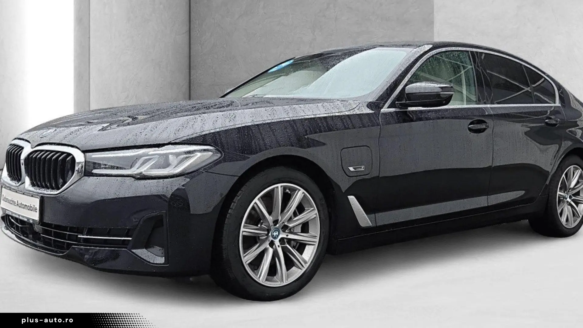 BMW 545e xDrive Limousine
