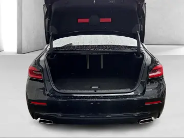 BMW 545e xDrive Limousine
