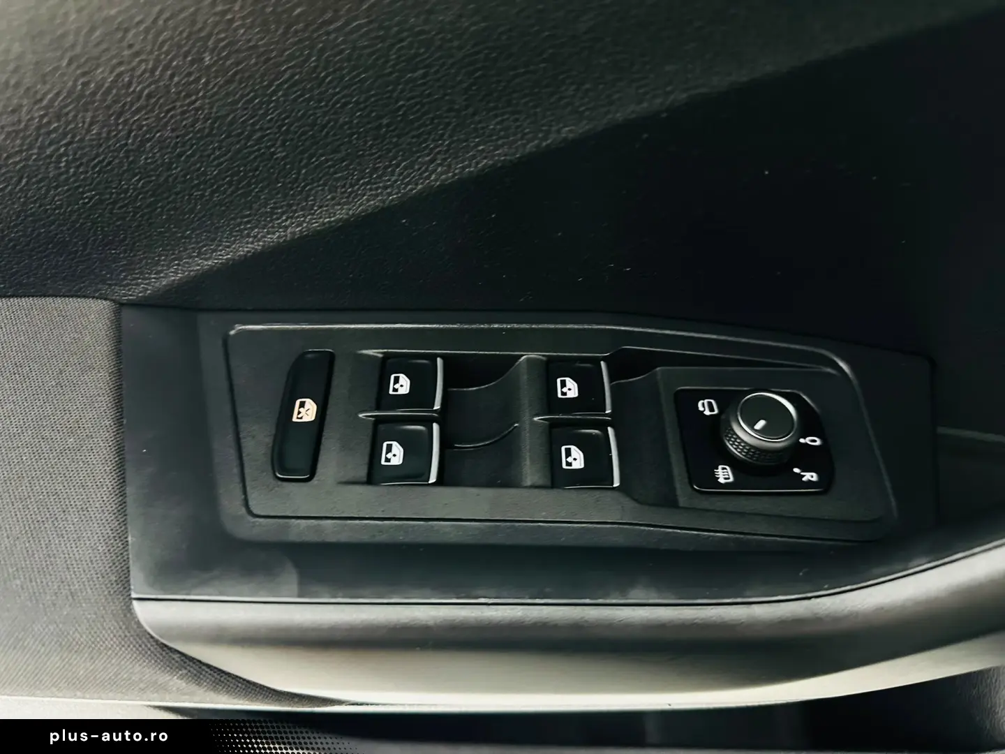 VOLKSWAGEN T-ROC 2020 1.6D E6 Garantie 12 Luni Rate Avans 0