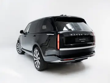 LAND ROVER Autobiography P530 LWB TV Entertainment Garantie