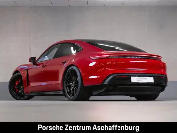 PORSCHE Taycan GTS Panoramadach Head-Up Display