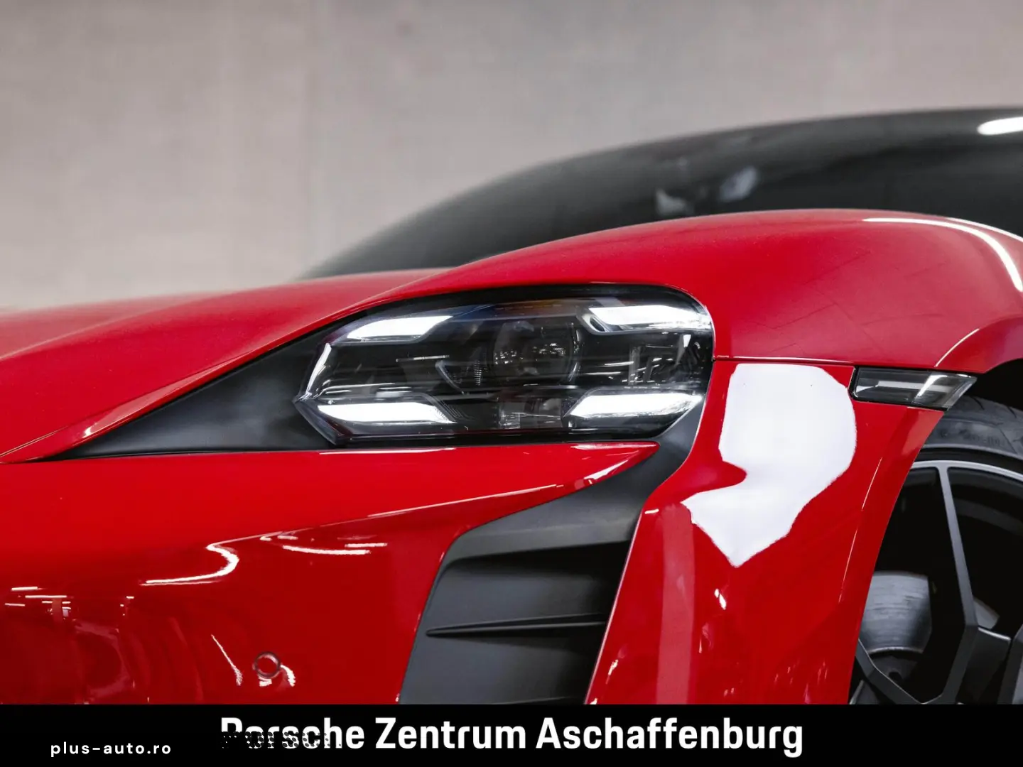 PORSCHE Taycan GTS Panoramadach Head-Up Display