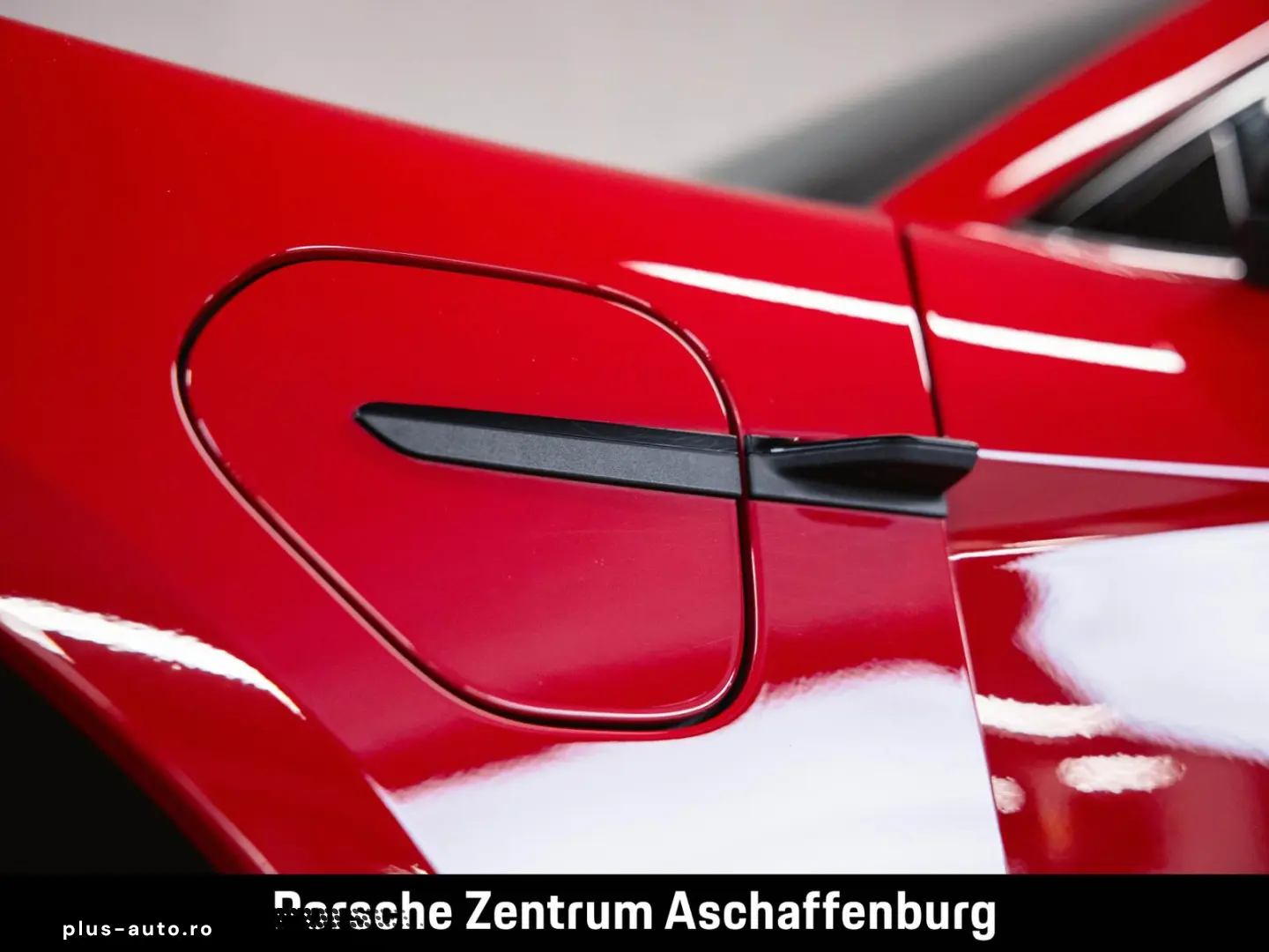 PORSCHE Taycan GTS Panoramadach Head-Up Display