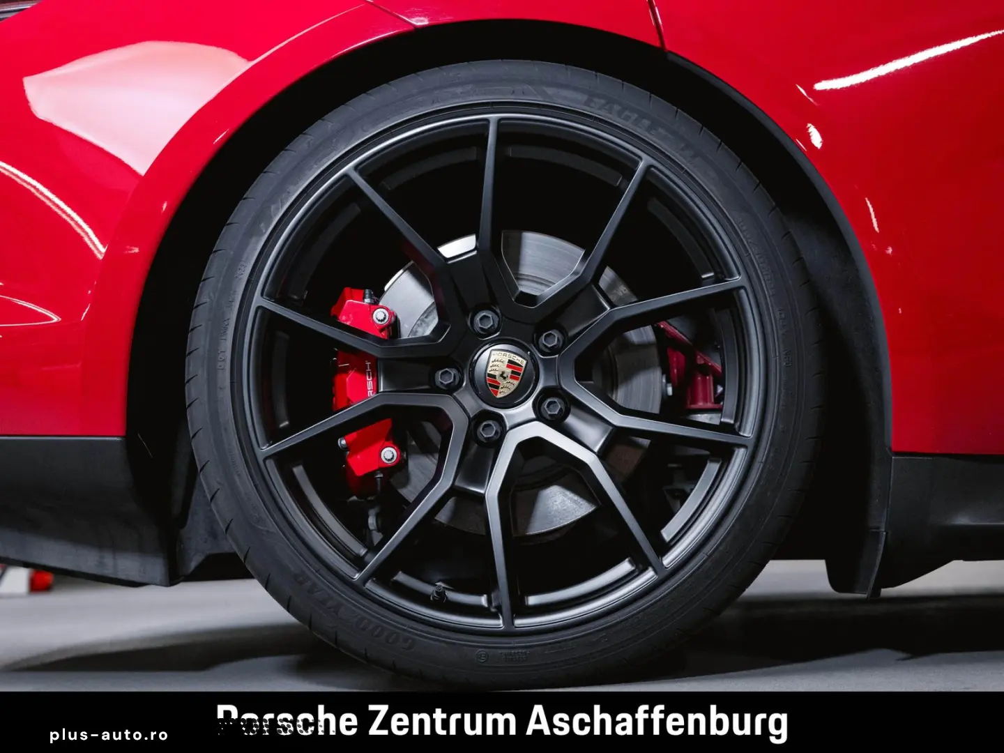 PORSCHE Taycan GTS Panoramadach Head-Up Display
