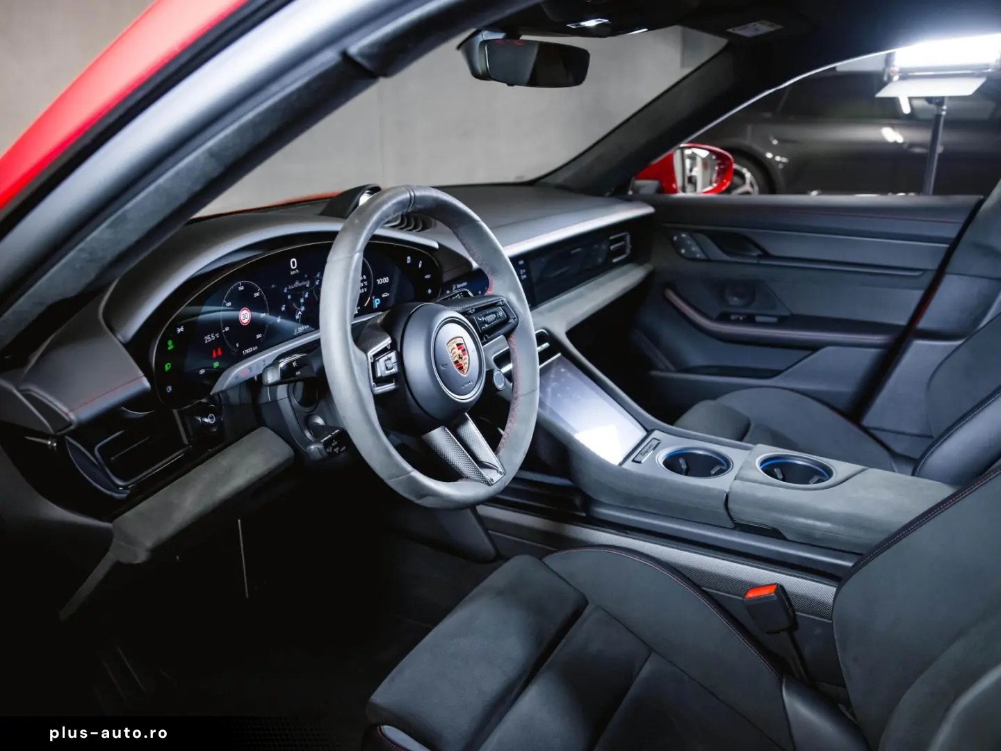 PORSCHE Taycan GTS Panoramadach Head-Up Display
