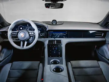 PORSCHE Taycan GTS Panoramadach Head-Up Display