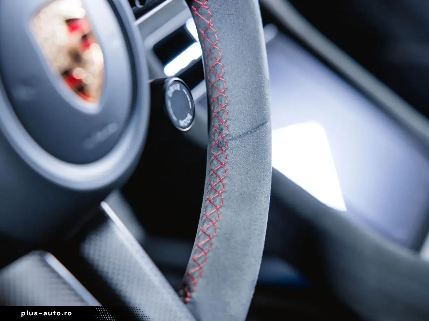 PORSCHE Taycan GTS Panoramadach Head-Up Display
