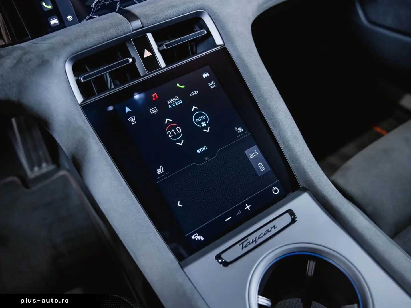 PORSCHE Taycan GTS Panoramadach Head-Up Display