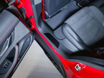 PORSCHE Taycan GTS Panoramadach Head-Up Display